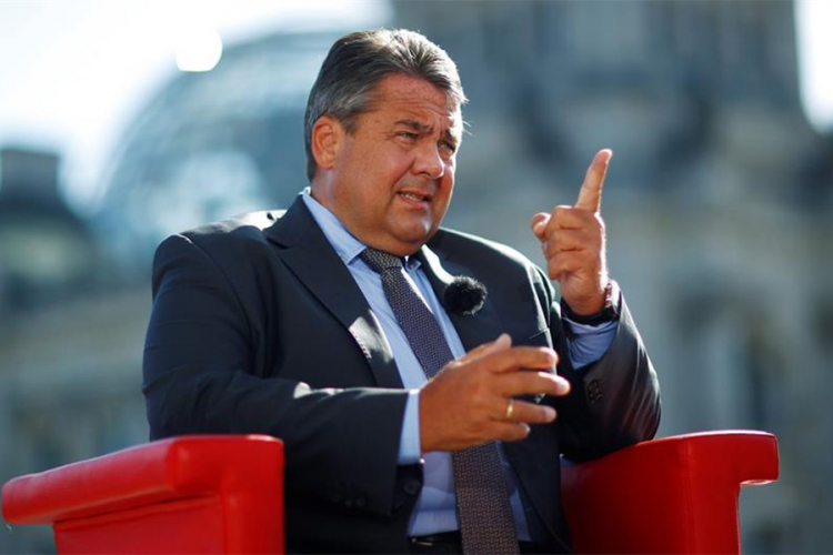 Gabrijel: Sjedite za sto, nije Kim Džong-un lud