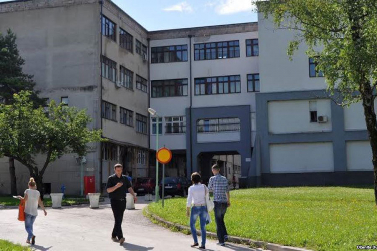 Novim kreditom protiv blokade računa bihaćke bolnice