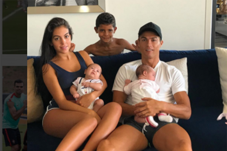 Ronaldo zaprosio djevojku