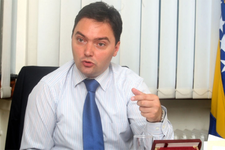 Košarac: Ivanić je izabran glasovima Bošnjaka, nema pravo da drži lekcije Srpskoj