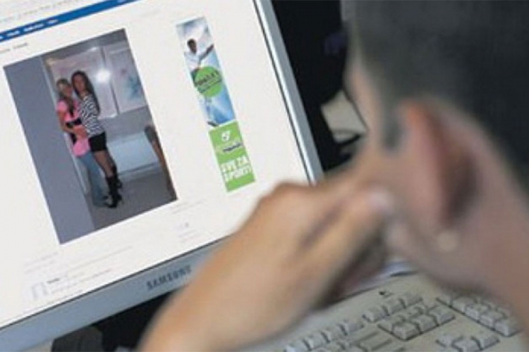 Saralija imao 10.000 pornografskih fotografija djece