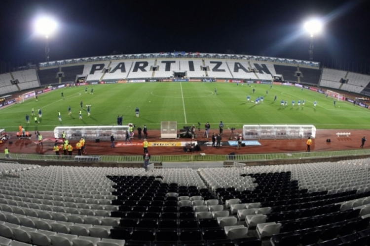 Partizan prosuo prednost, Dinamo slavio poslije preokreta