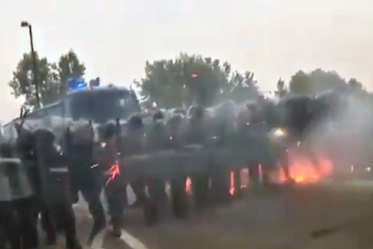 Sukob policije i demonstranata u Torinu