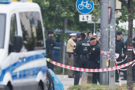 Pucnjava u vozu blizu aerodroma u Frankfurtu