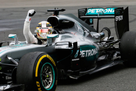 Hamilton najbrži u kvalifikacijama za trku u Suzuki