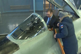 Vučić: 10 MIG-ova, dva ruska helikoptera, obučeni vojnici