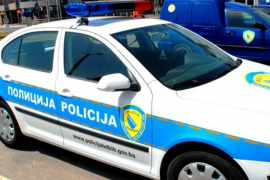 Dvogodišnje dijete preminulo nakon što ga je udarilo auto