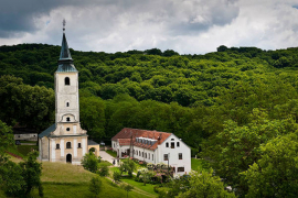 Pokloničko putovanje u manastir Lepavina