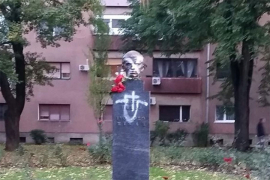 Ustaše ponovo oskrnavlile bistu Lole Ribara u Zagrebu