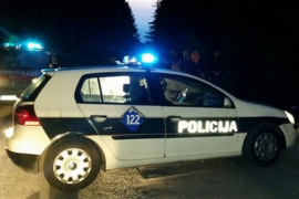 Dva lica povrijeđena u sudaru renoa i autobusa