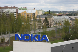 Nokija produbila gubitak, akcije padaju
