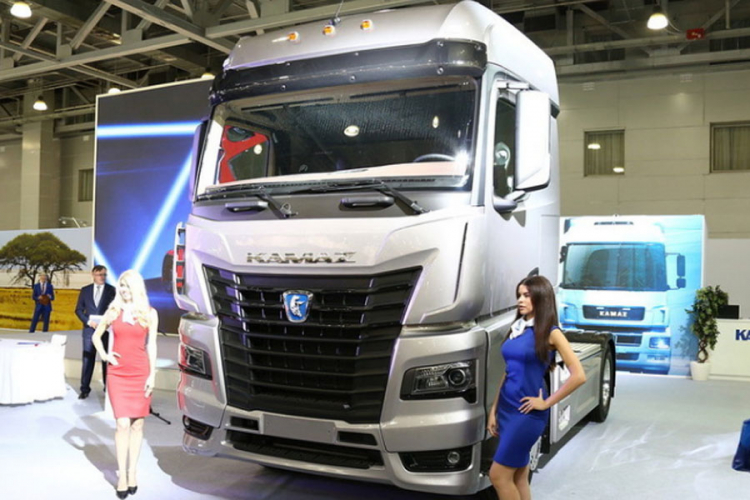 Novi Kamaz, elegantni snagator