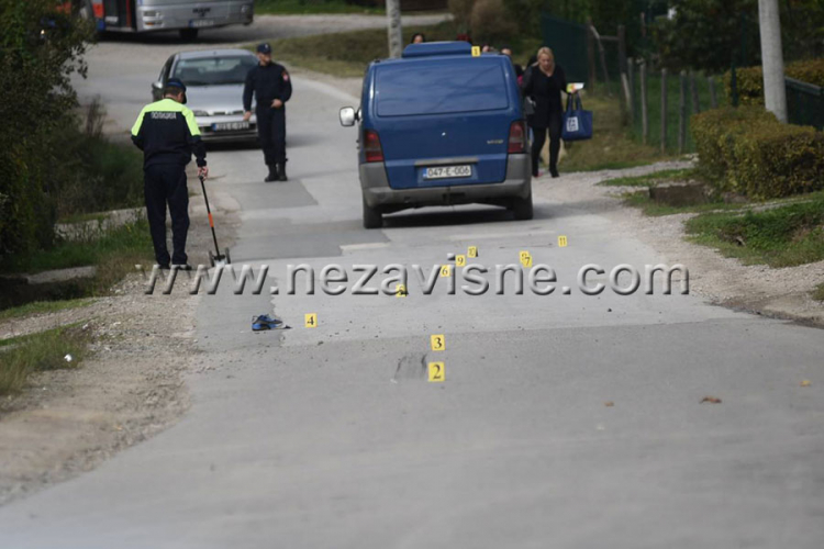 Dječak iz Banjaluke kojeg je udario kombi i dalje se bori za život