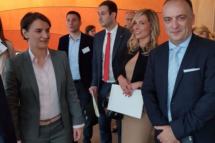 Brnabić i Aćimović: O bilateralnim odnosima napretku