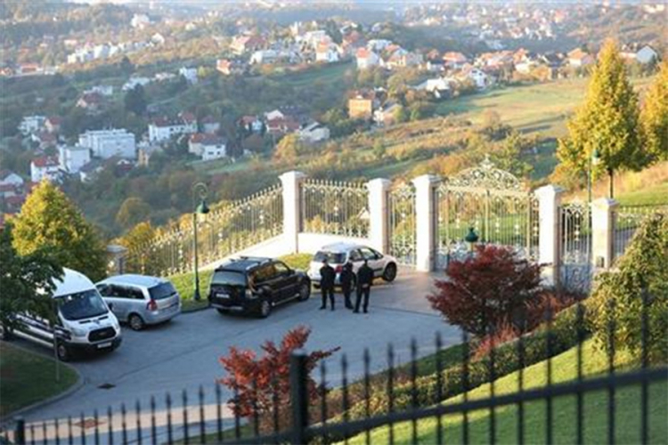 Privedeni Todorićevi saradnici