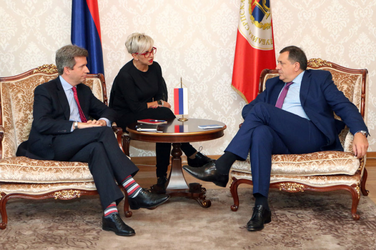 Dodik sa Fergusonom: Institucije RS funkcionišu u skladu s Ustavom
