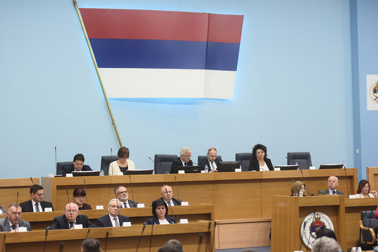 Vojna neutralnost (ne) ide na dnevni red