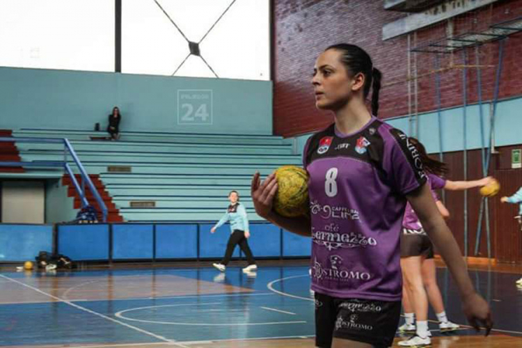Suspendovana rukometašica Jedinstva Šejla Kararić za "Nezavisne": Uprava kluba iznijela niz neistina