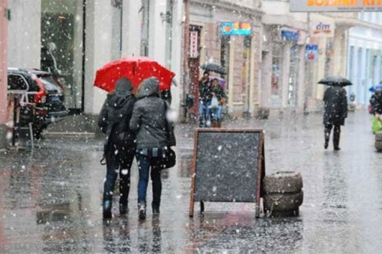 Oblačno s kišom, temperatura do 16 stepeni