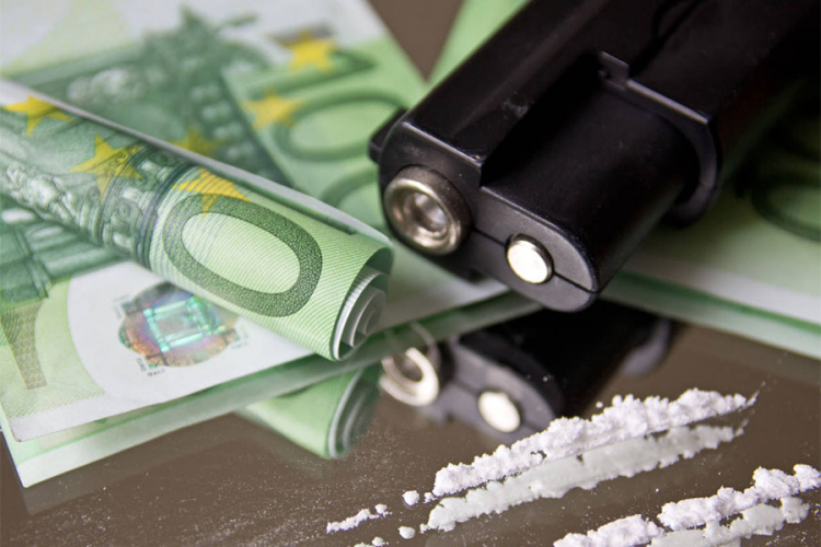 U Crnoj Gori za mjesec dana zaplijenjeno 380 kilograma droge