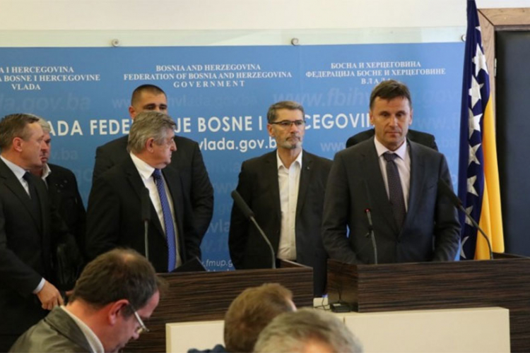 Novalić: Najoptimalnije je da put Sarajevo - Beograd prolazi sjeveroistokom BiH