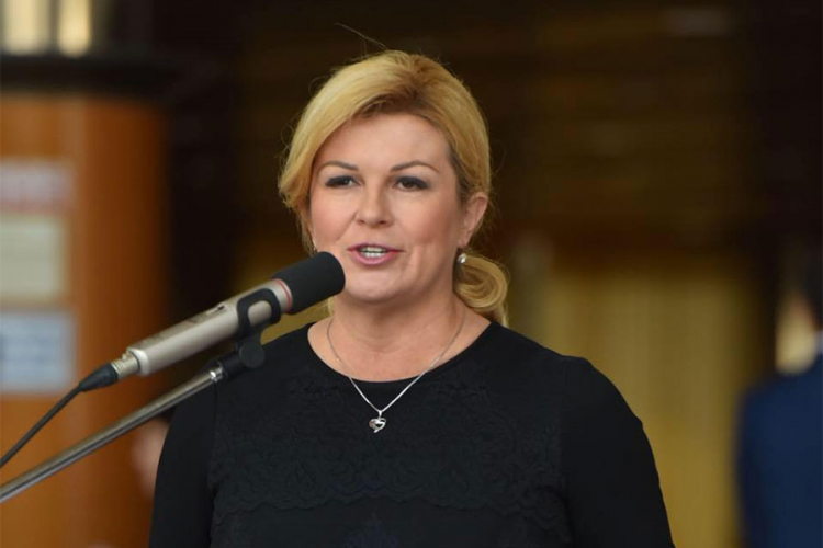 Kolinda: Nisam znala da odredbe roll-up ugovora