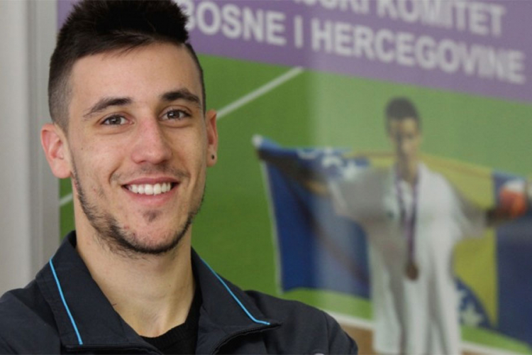 Džumhur izgubio od Conge u 2. kolu turnira u Beču