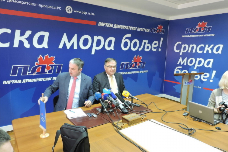 PDP pita Cvijanovićevu: Zašto RS uopšte trebaju novi krediti