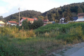 Sudski spor zaustavio legalizaciju 400 objekata za raseljena lica u ...