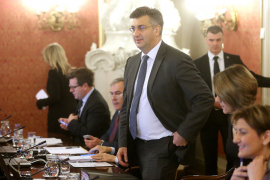 Burno u hrvatskom Saboru, Plenković raspravu ocijenio kao "dno dna"