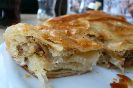 Traži se 'burek majstor', plata oko 2.800 maraka