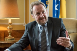 Izetbegović: Dobro je da su Vučić i Nacionalni savjet spustili loptu