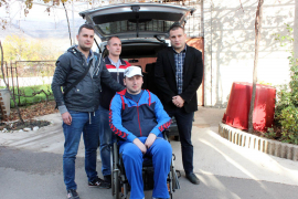 Vozilo za osobe s invaliditetom Trebinjcu na poklon od prijatelja i ...