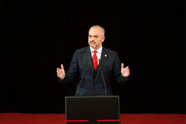 Taksi uletio u kolonu u kojoj je bio Rama, troje povrijeđeno