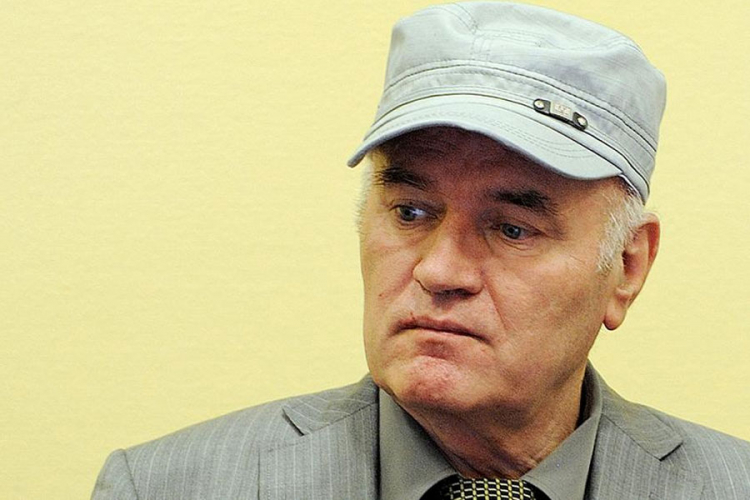 Mladićeva odbrana traži odlaganje izricanja presude