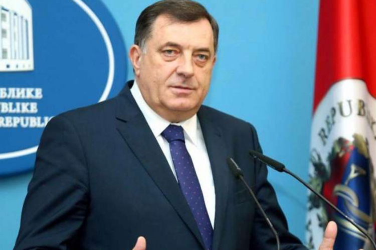 Dodik: Ukidanjem vojske bismo uštedili stotine miliona KM