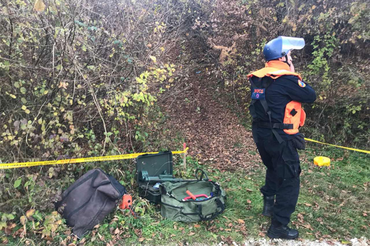 Trojica dječaka spasena iz minskog polja u Hadžićima