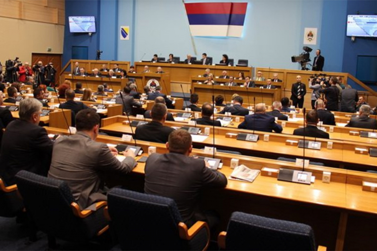 Danas posebna sjednica o povlačenju odluke o raspisivanju referenduma