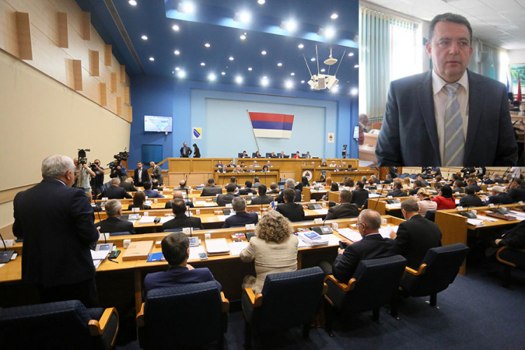 Radukić preuzeo dužnost glavnog revizora RS