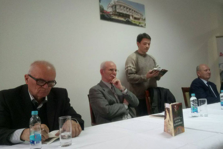 Promovisani "Susreti na raskršću"