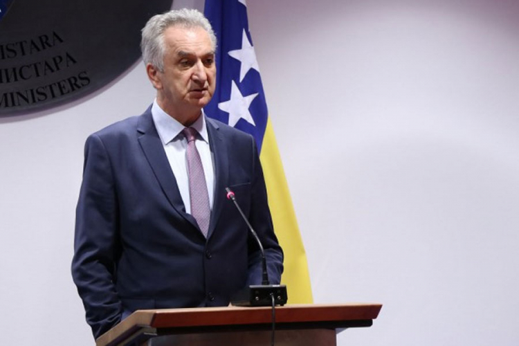 Šarović: Dijelom sredstava klirinškog duga trebalo otplatiti dug za plin