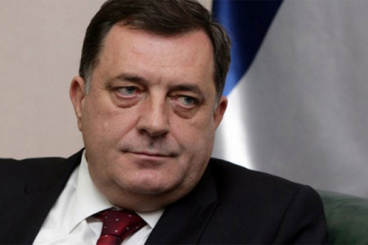 Novosti: Bezbjednosne službe BiH prisluškuju Dodika
