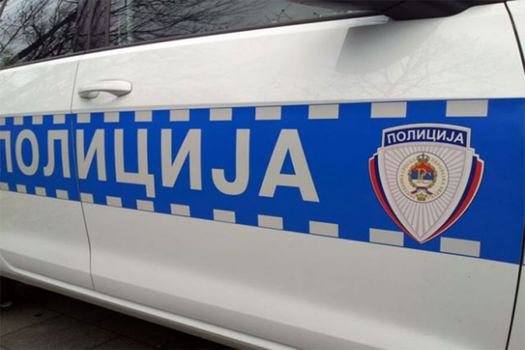 Uhapšen Banjalučanin osumnjičen da je oteo pare i mercedes