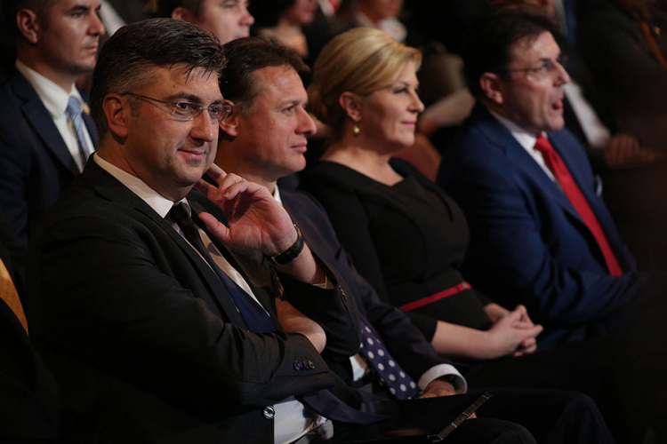 Hladni odnosi Kitarovićeve i Plenkovića: "Slika bez tona"