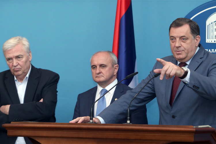 "Poziv srpskim predstavnicima da napuste zajedničke institucije BiH"