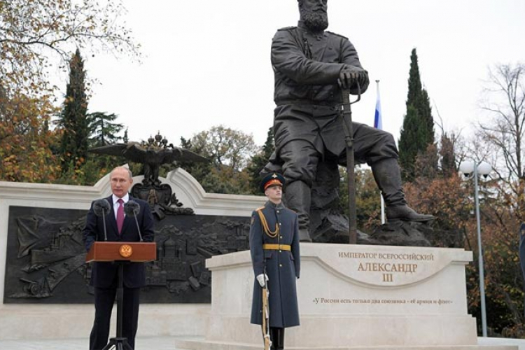 Putin otkrio spomenik ruskom caru na Krimu