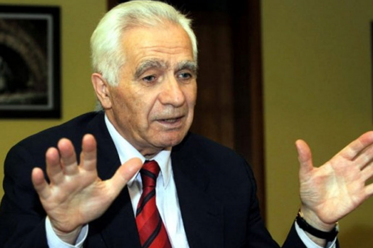 Krajišnik: Ne može Izetbegović ugroziti RS, ugrožena je našom neslogom