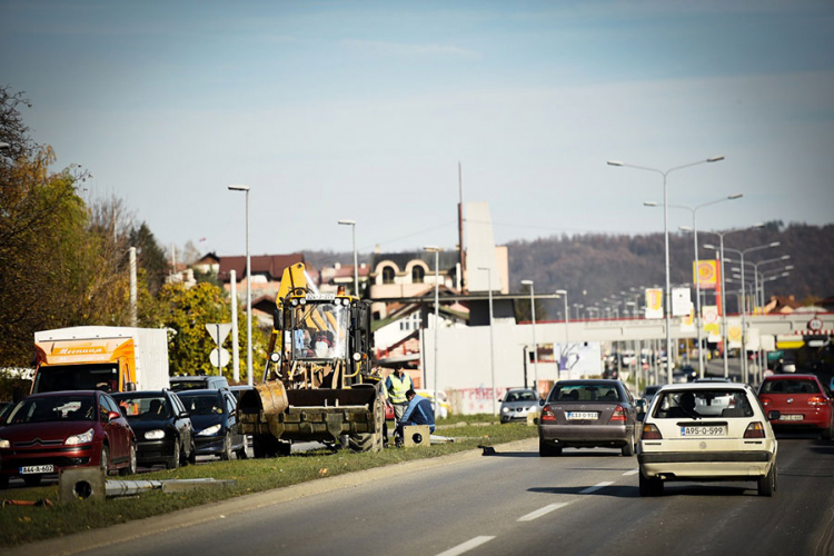 Počeli radovi na zapadnom tranzitu, traka za lijevo smanjuje gužve