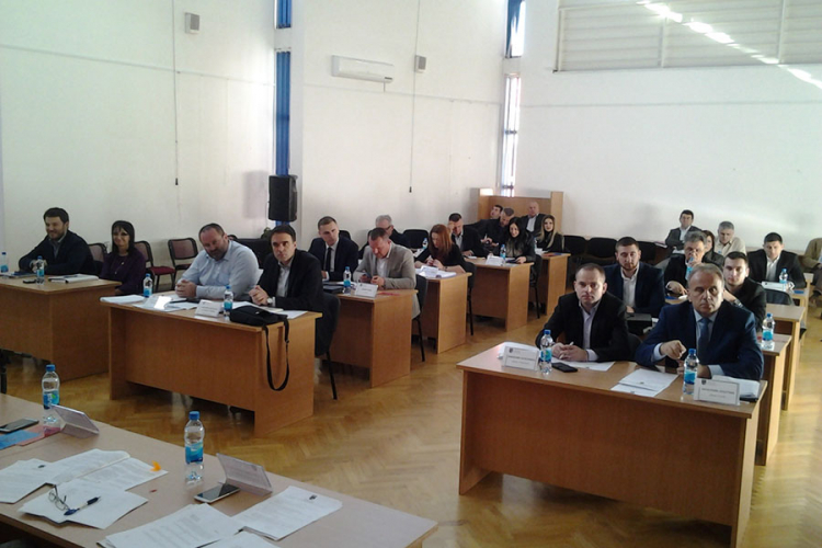 "Doboj pokušava da izbjegne arbitražu"