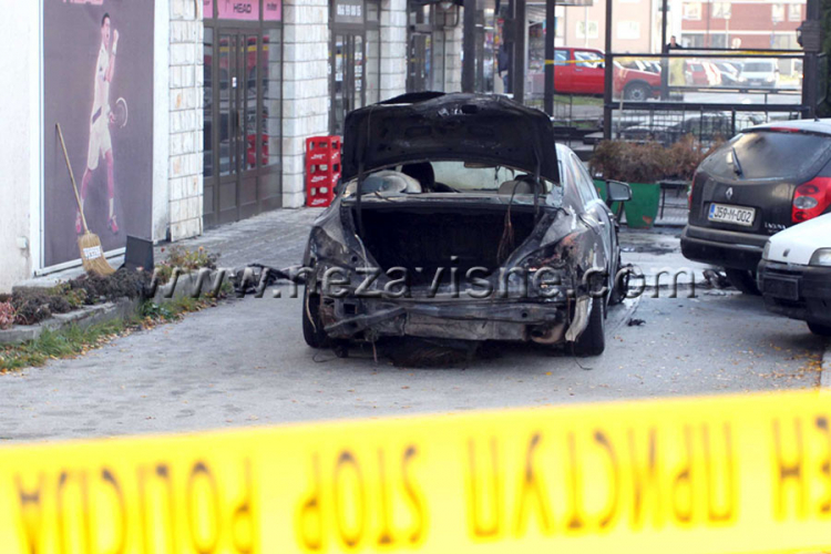 Zapaljen mercedes sina ubijenog Riste Jugovića